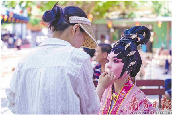 配资专业炒股配资门户 乡音不绝 好戏不断